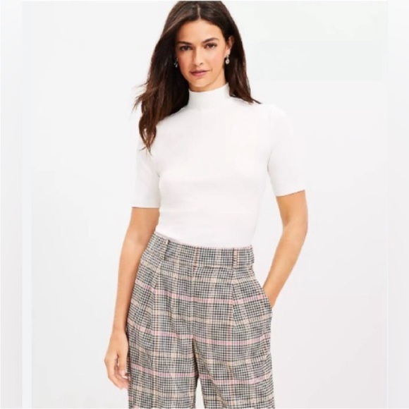 LOFT Tops - LOFT Cream Ribbed Turtleneck Top